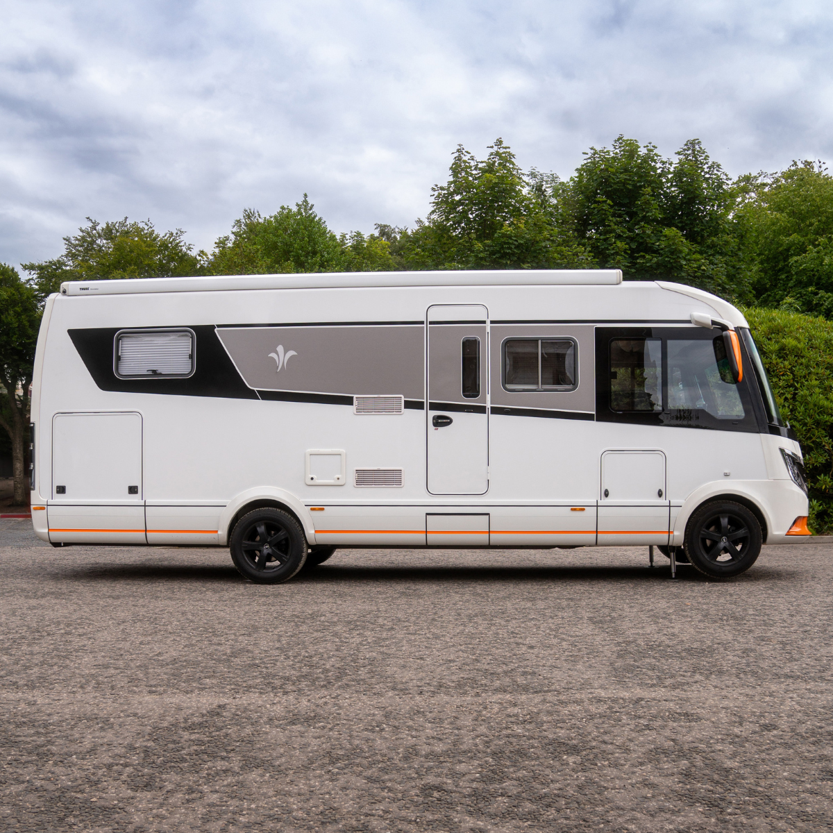 SHR Hydraulik Self-Levelling System for Frankia F-Line (single axle) range 2023-current