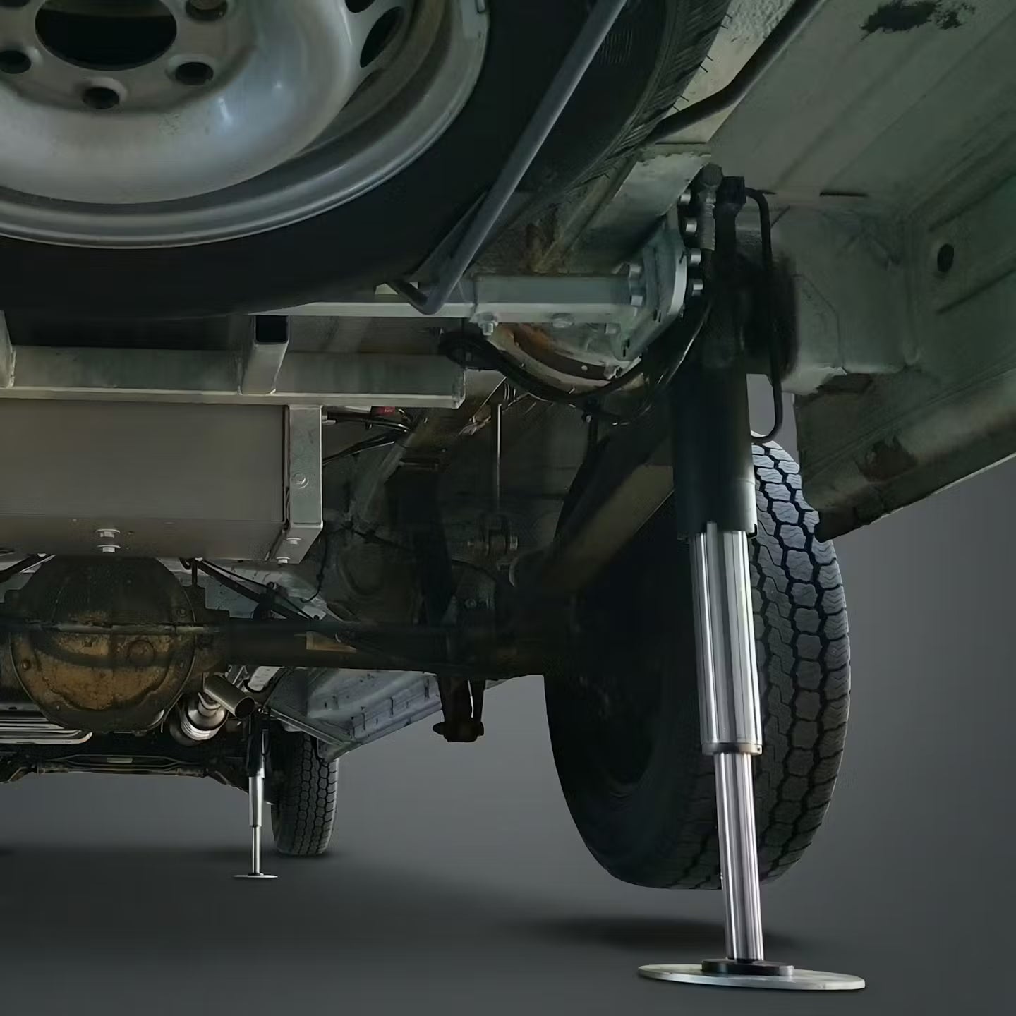 SHR Hydraulik Self-Levelling System for Mercedes-Benz Sprinter VS30 4x4 chassis from 2018 to current